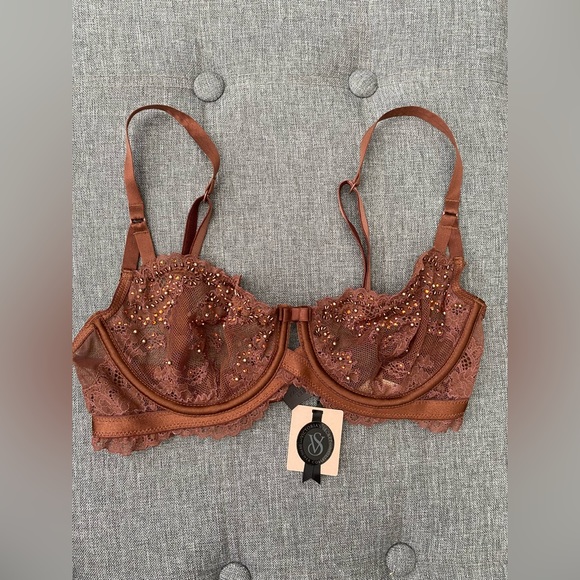 BNWT Designer Collection Victoria’s Secret Lace and Beaded Unlined Bra - Picture 6 of 6